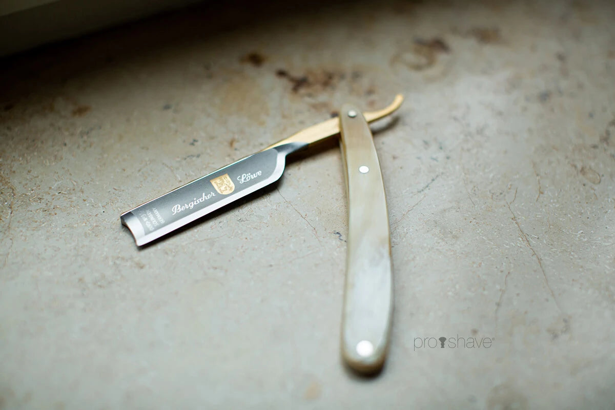 Straight Razor 5/8, Spanish point, Bergischer Löwe, Buffalo horn