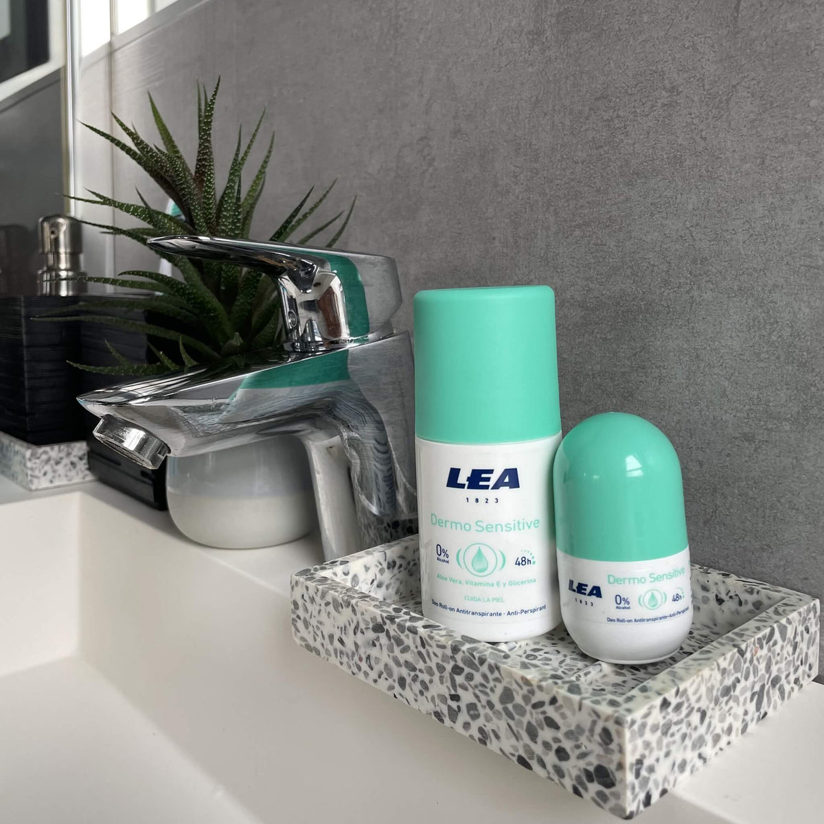 Deo Roll on, Dermo Sensitive, Travel size, 20 ml.