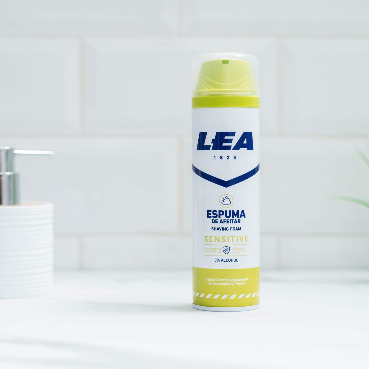 Sensitive Shaving Foam, 250 ml.