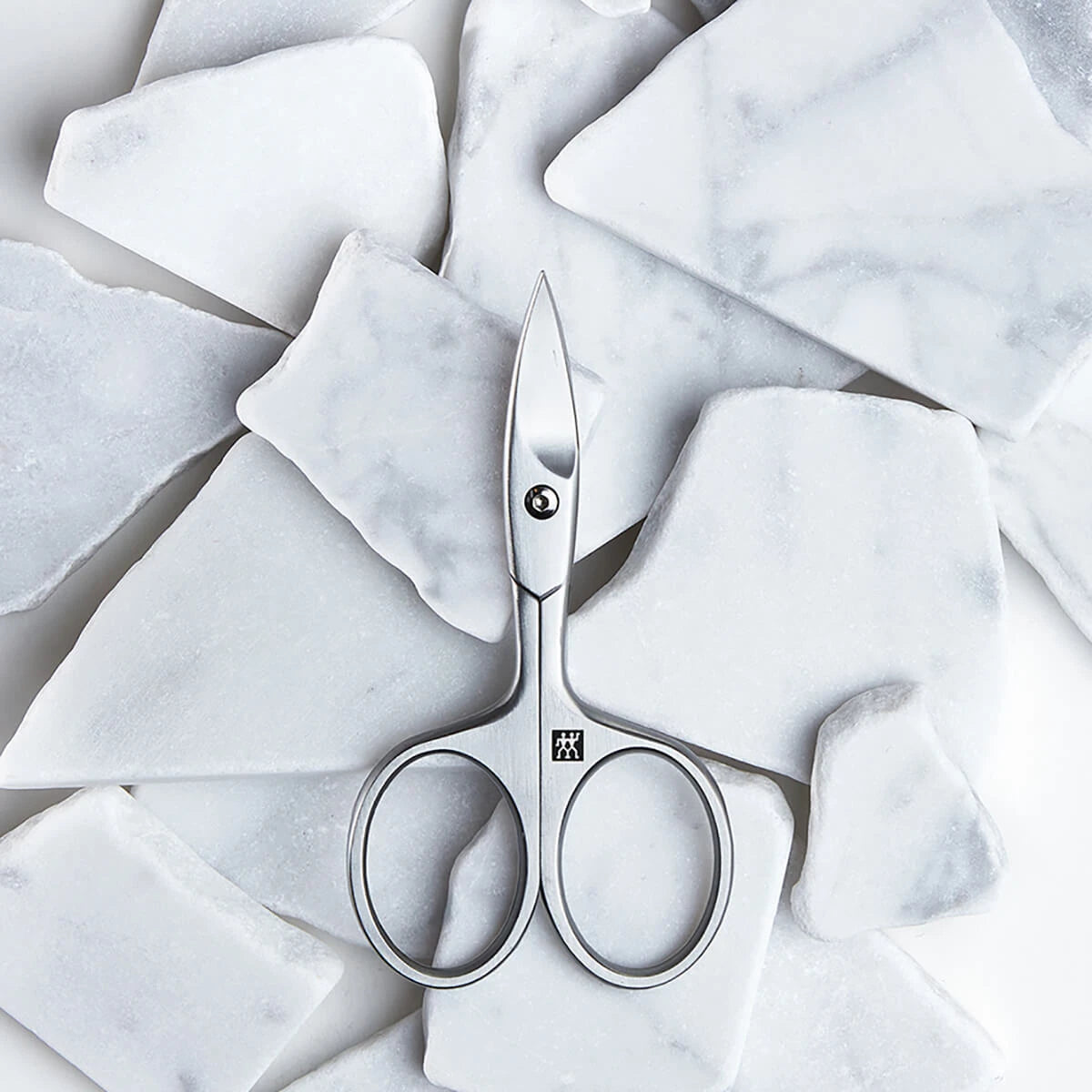 Nail scissors, Food