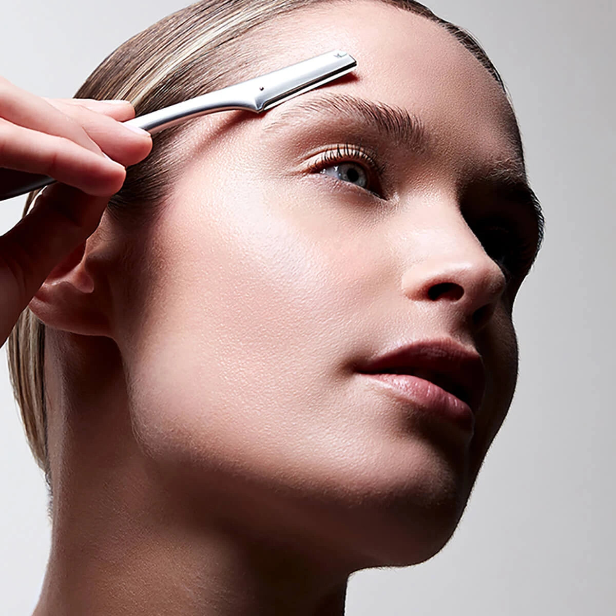 Facial Razor, Eyebrow scraper
