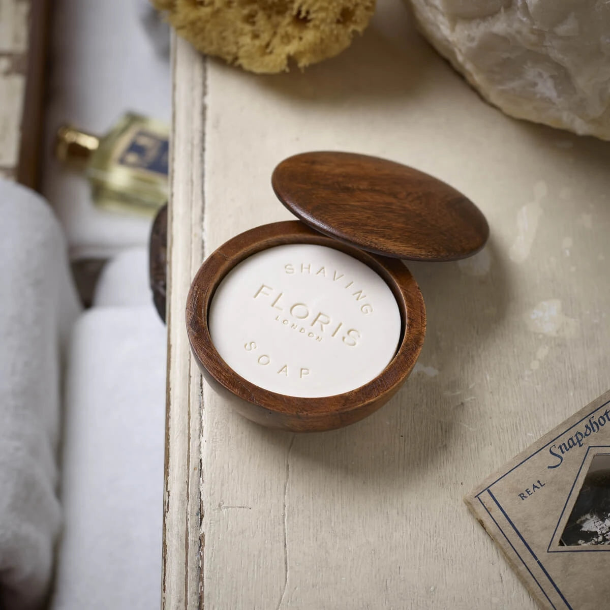 Elite, Shaving soap in wooden bowl, 100 gr.