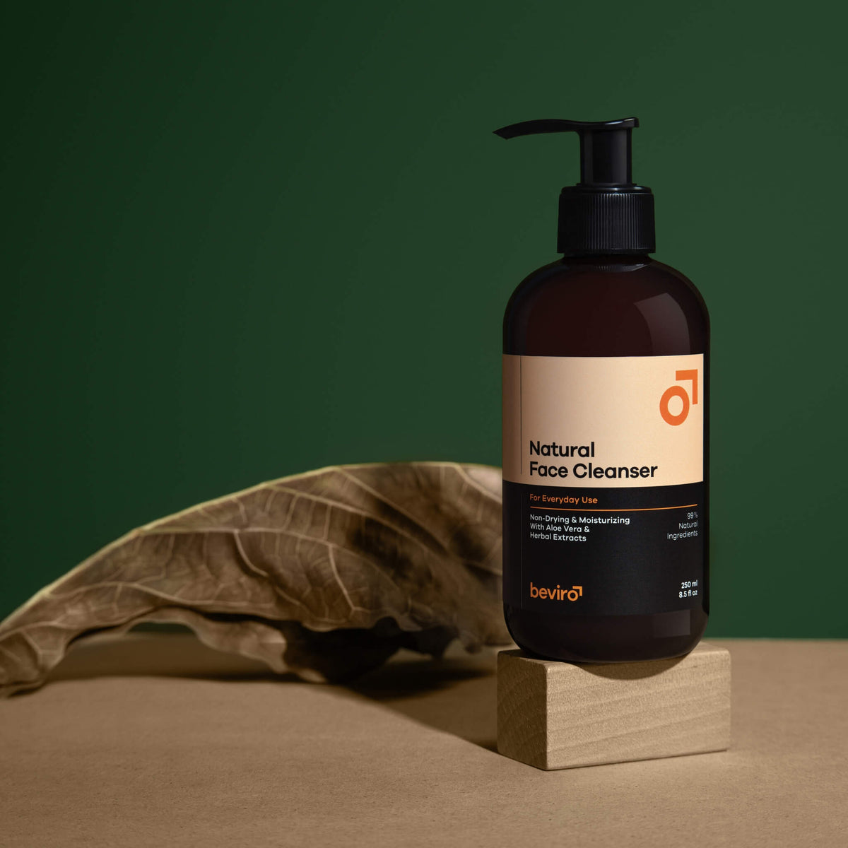 Natural Face Cleanser, 250 ml.