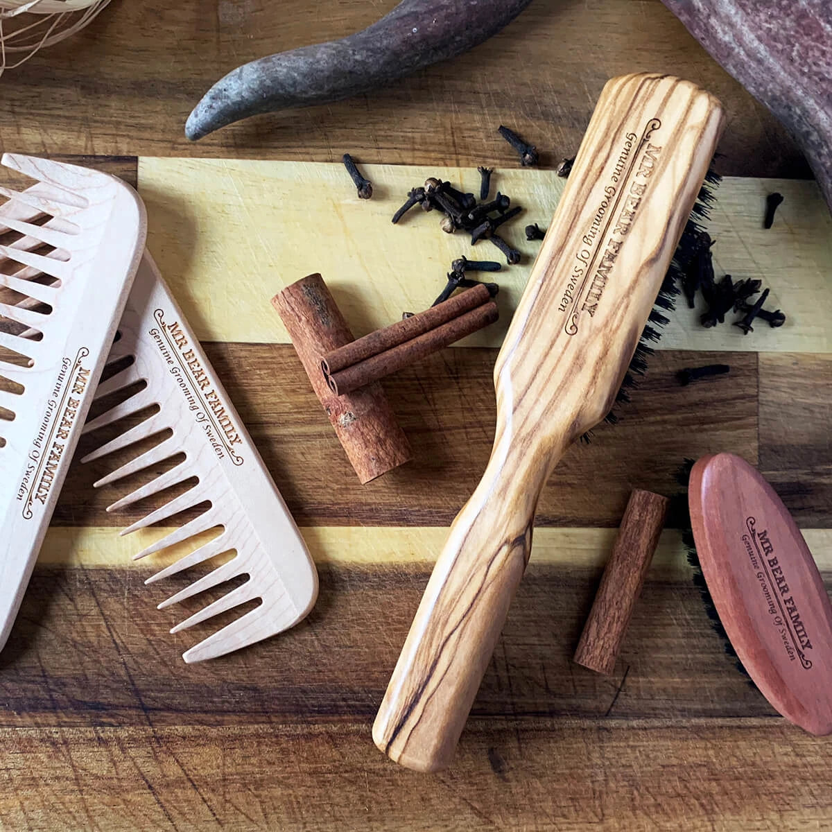 Beard brush, Olive wood