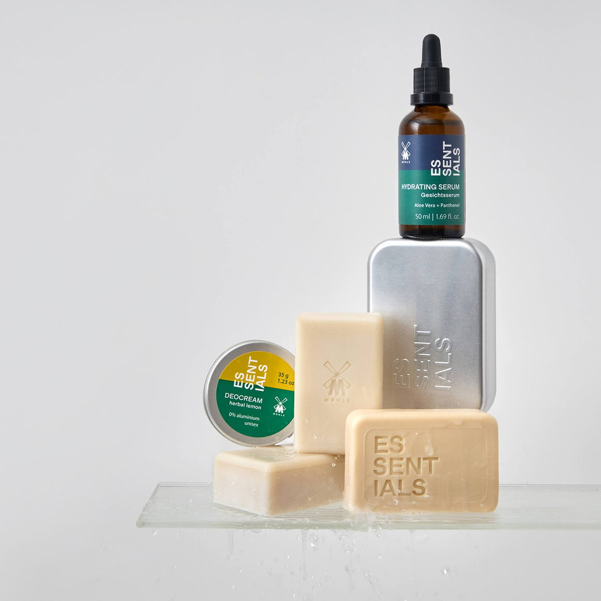 Soap container, Essentials
