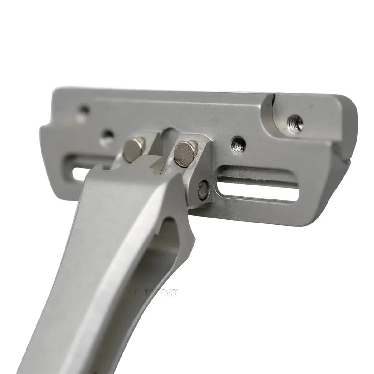 Single Edge, Silver Aluminum