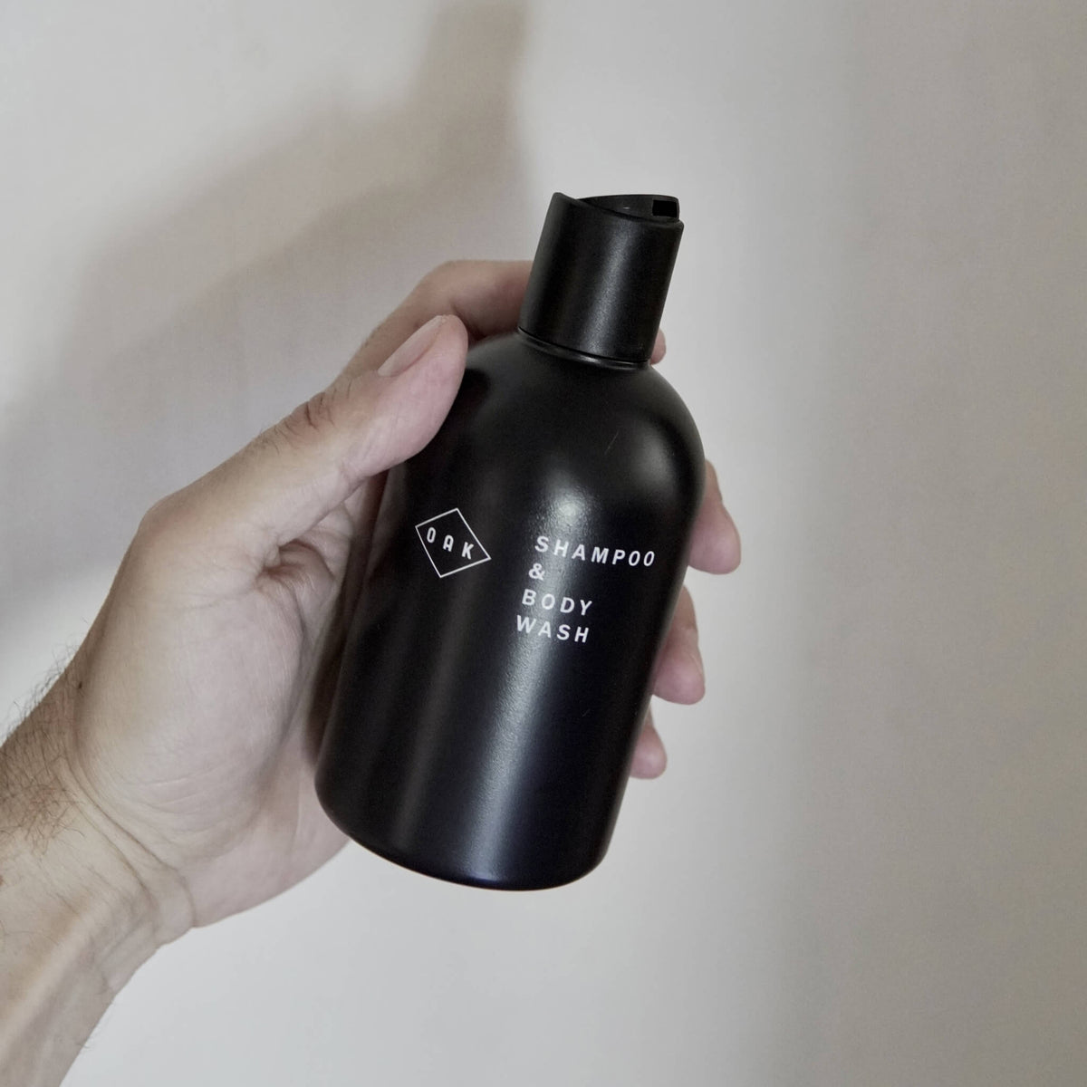 Shampoo & Body Wash, 250 ml.