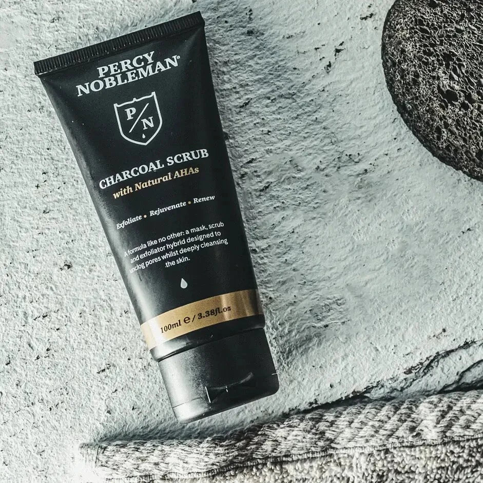 Charcoal Scrub, 100 ml.
