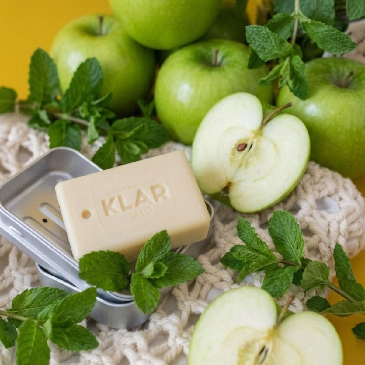 Shampoo Bar, Green Apple & Peppermint - Limited Edition, 100 g.