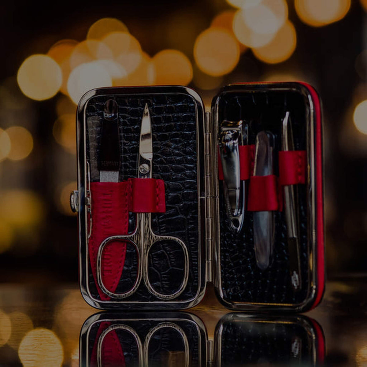 Manicure set, 5 pieces, Faux Croc, Black & Red