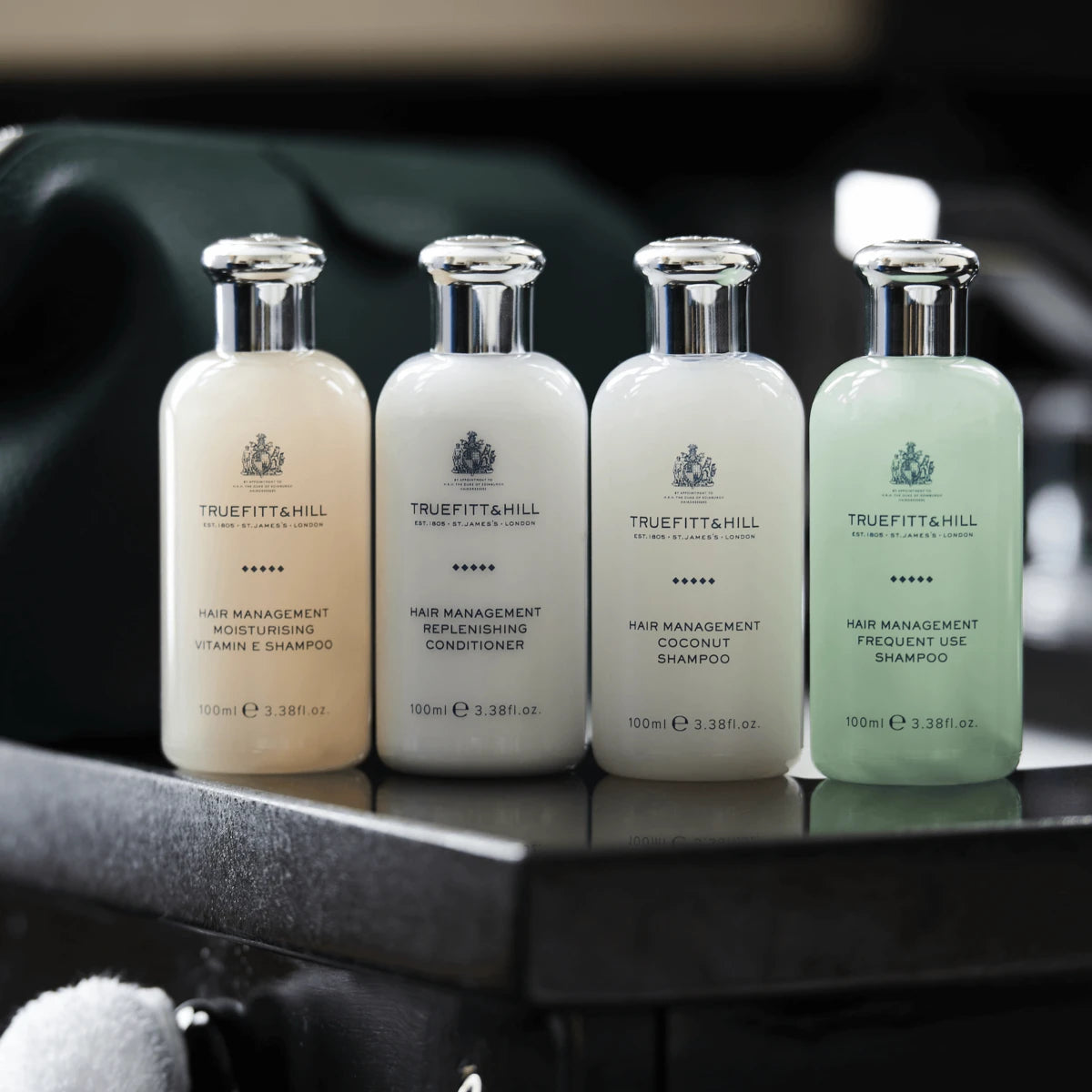 Moisturizing Vitamin E Shampoo, 100 ml.