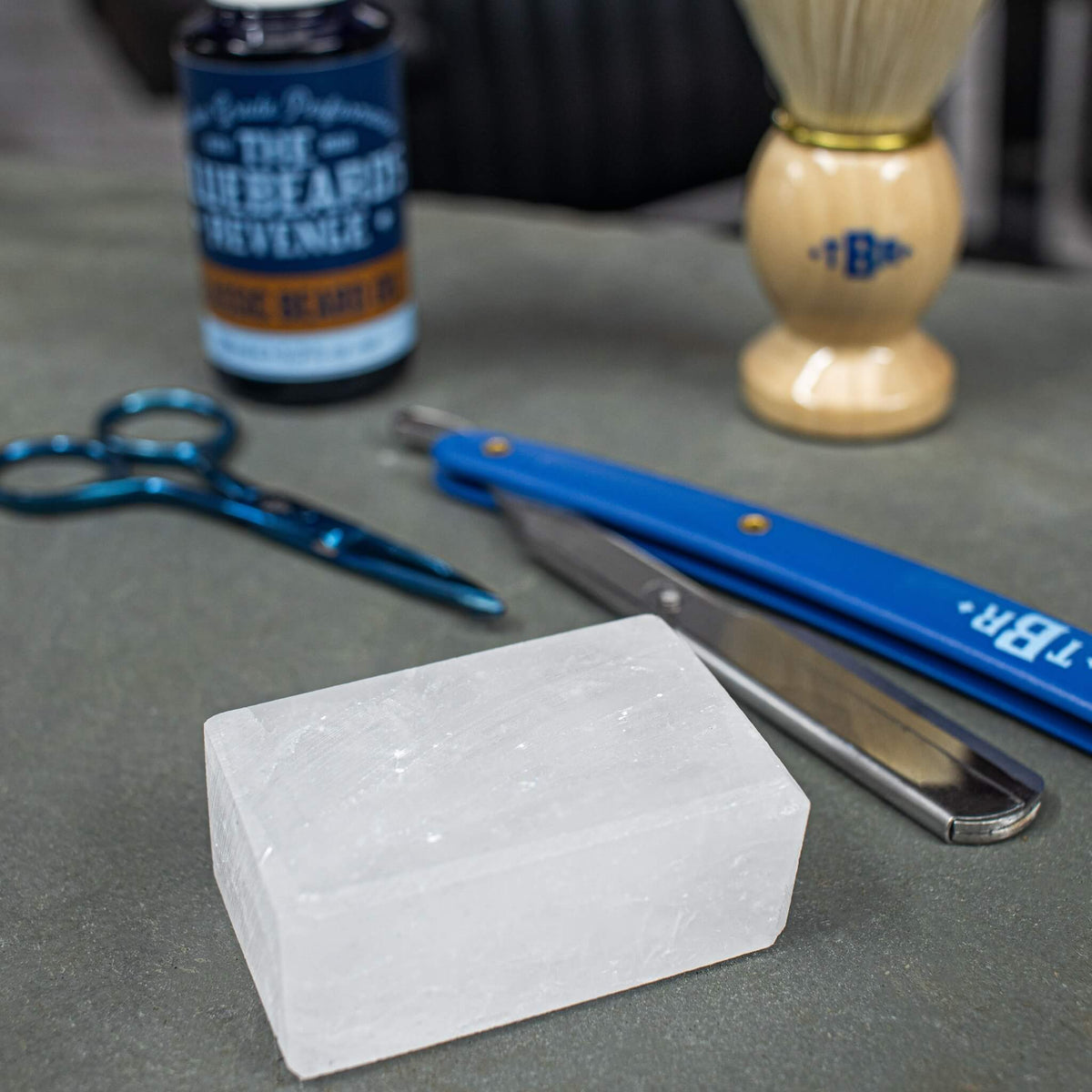 Cut-Throat Razor