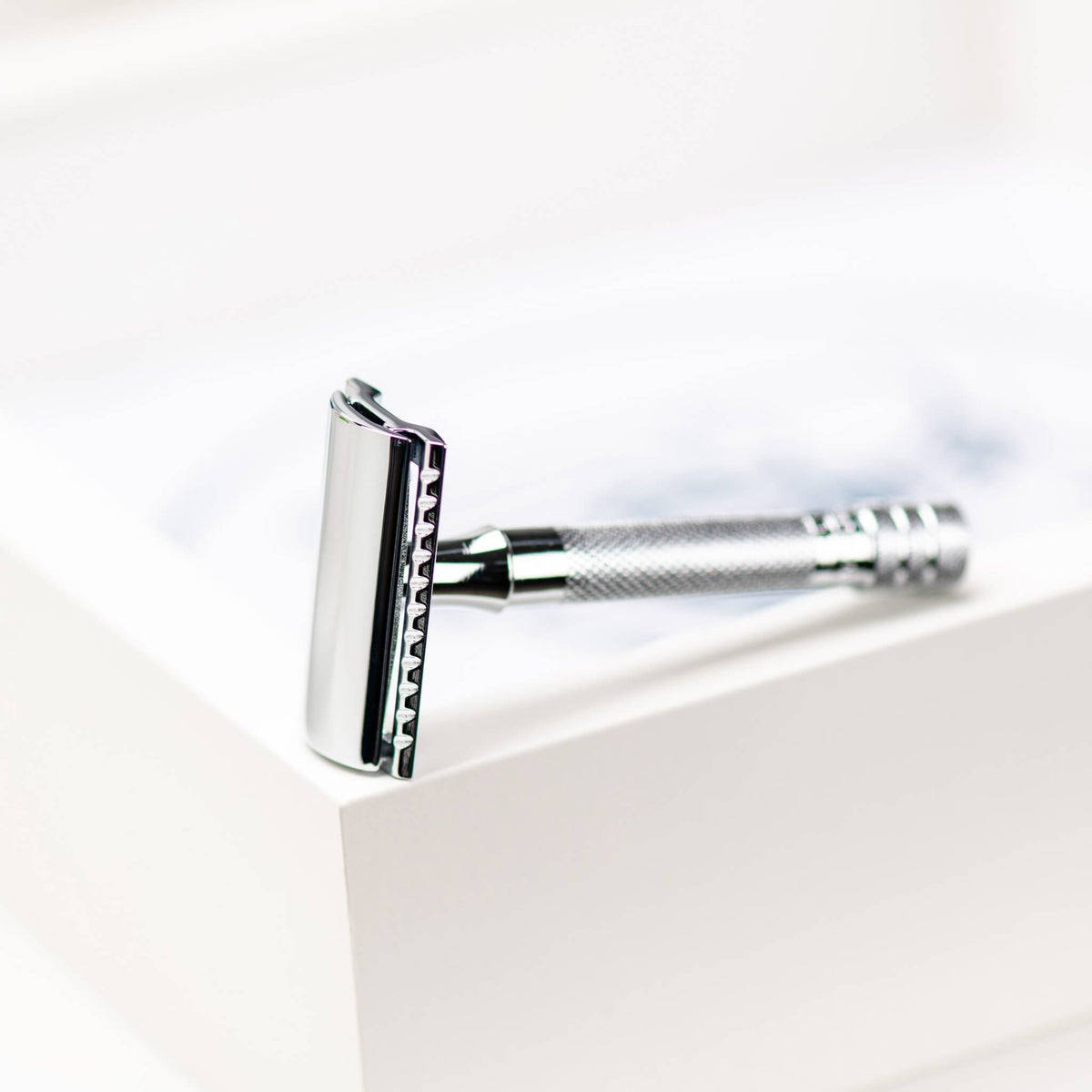 33C DE razor