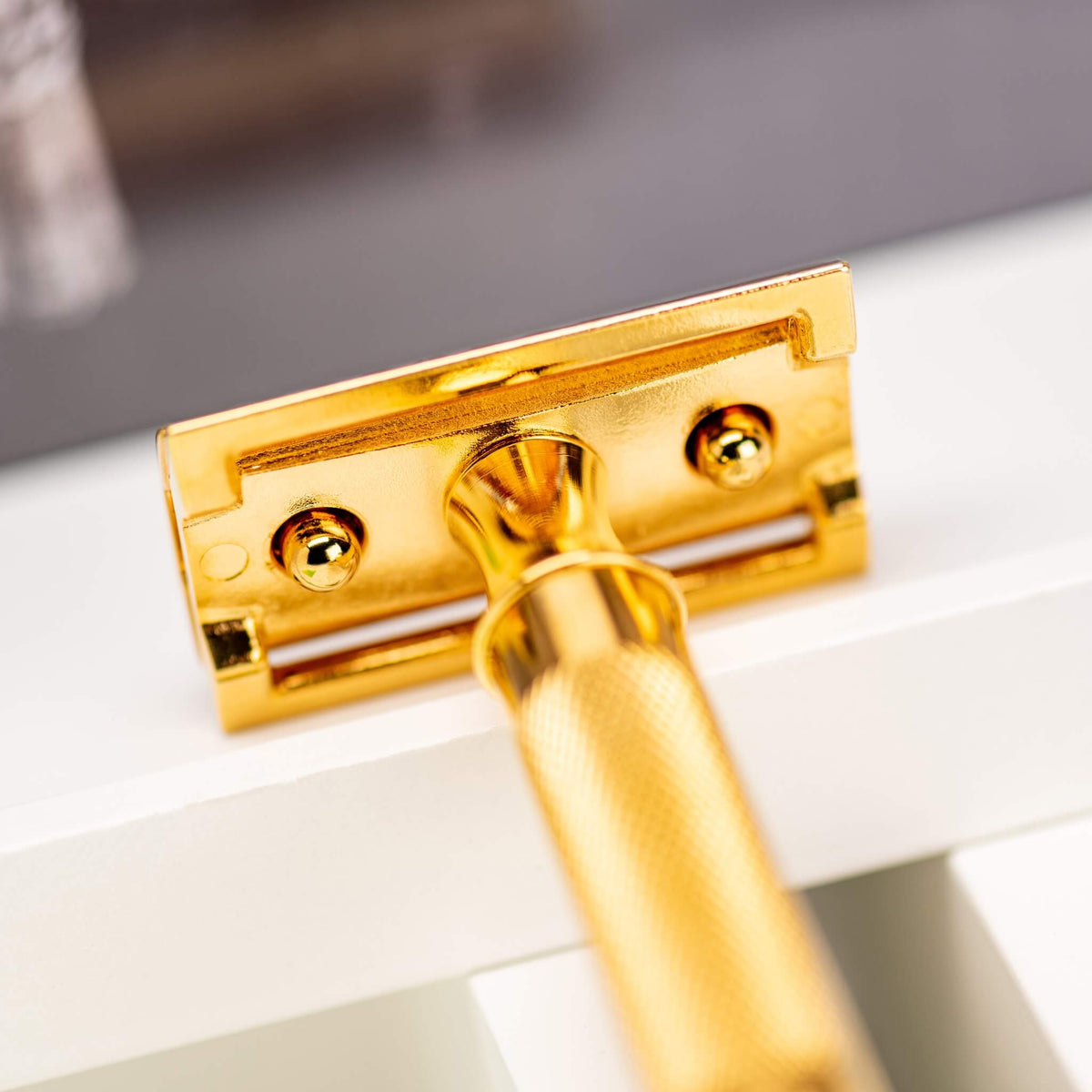 34G DE razor, Gold