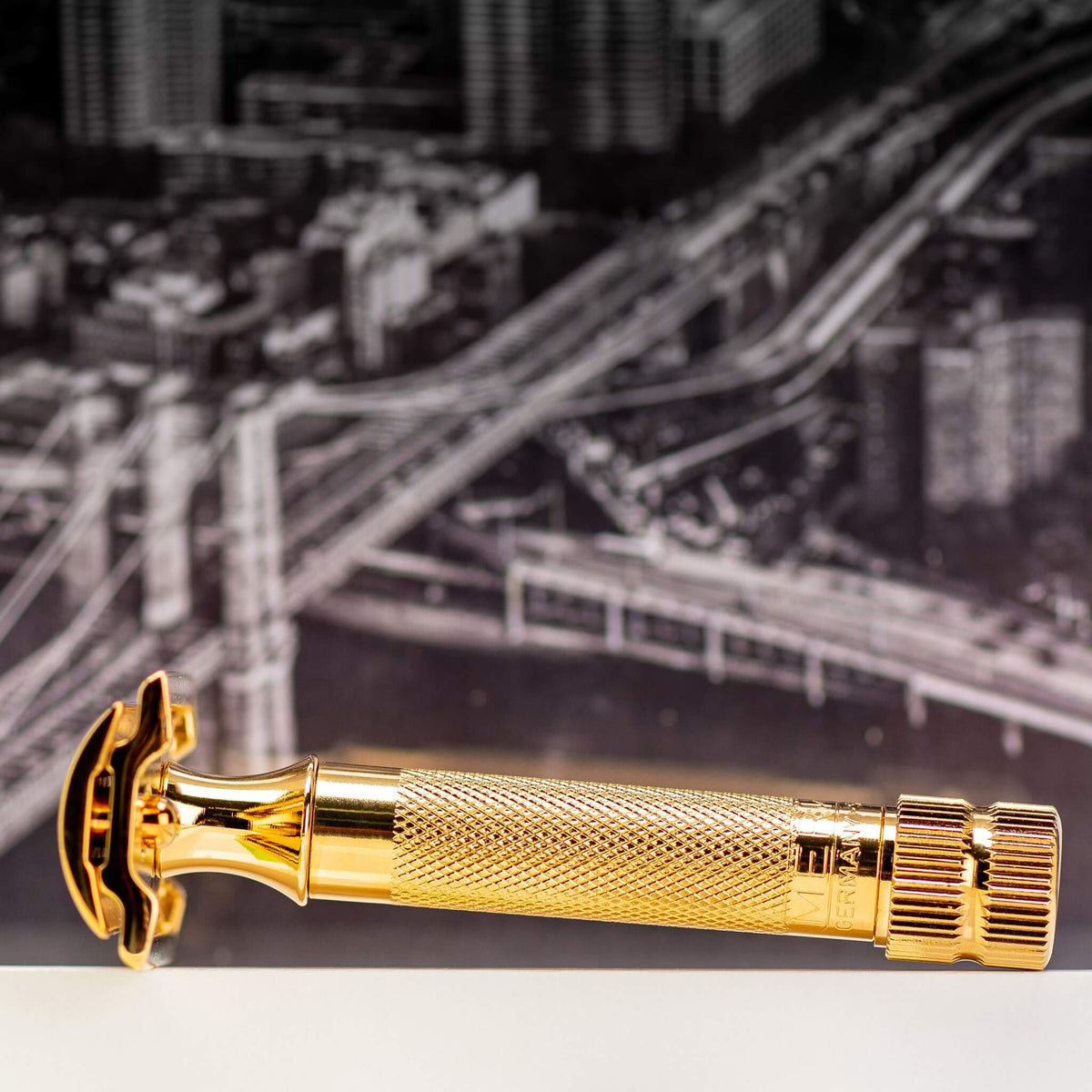 34G DE razor, Gold