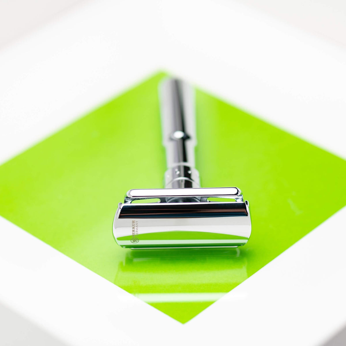 Futur Adjustable DE razor, Chrome