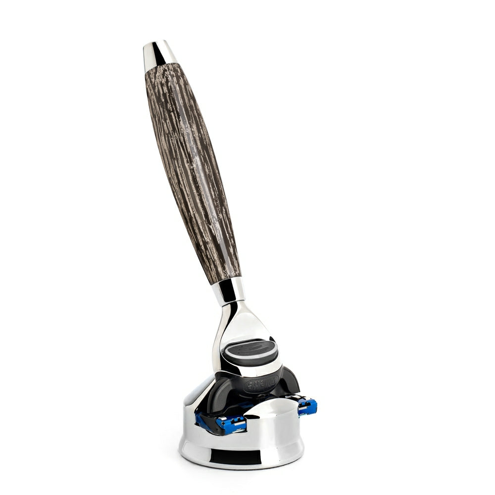 Gillette Fusion Shaver, Edition No. 3, Moss Oak & Sterling Silver