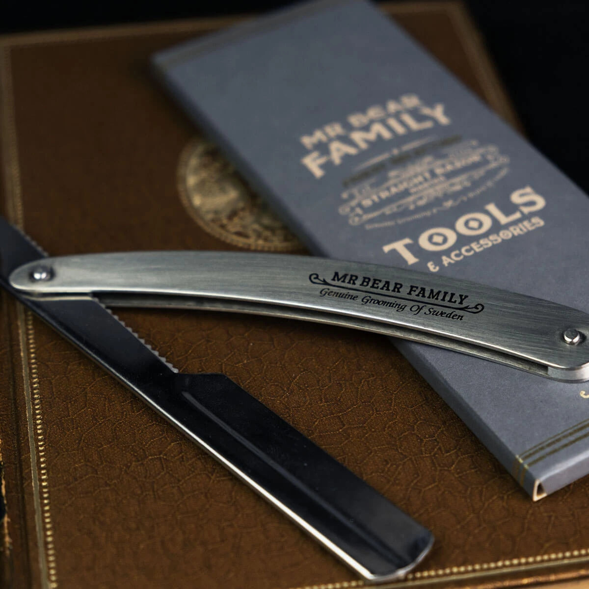 Set of Straight Razor + 100 Derby Blades